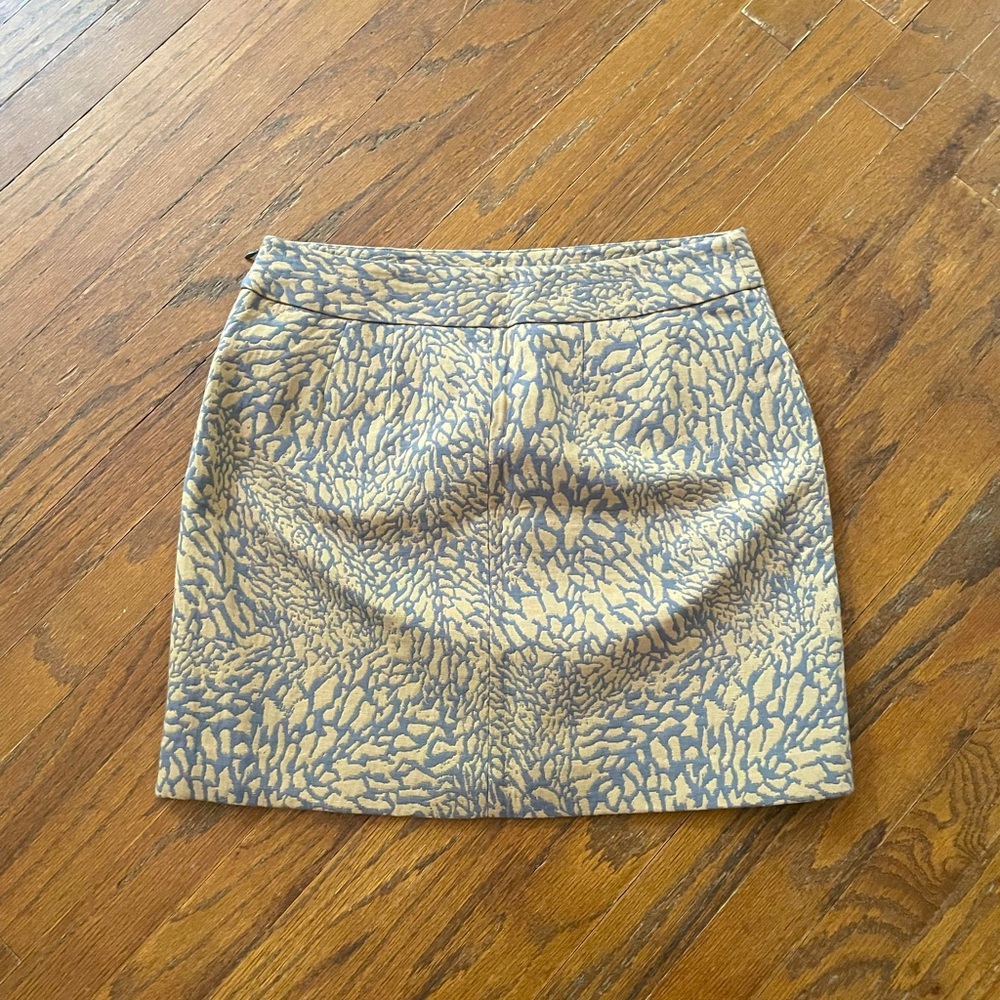 Super cute skirt!